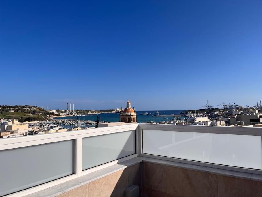Апартаменты 3 Bedroom Penthouse Марсашлокк
